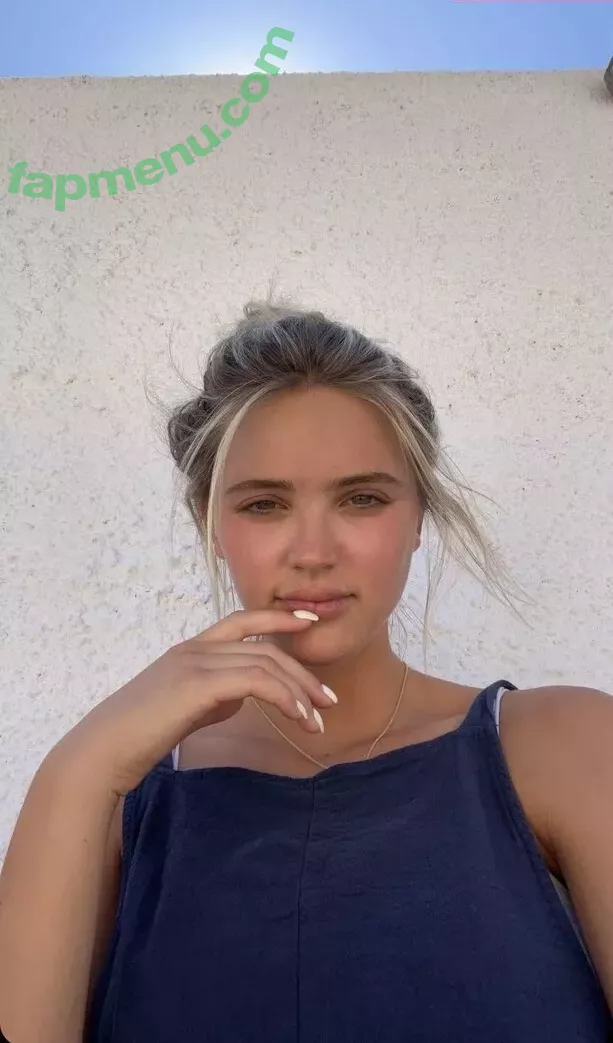 Paige Mackenzie nude photo #0041 (paigexmackenzie)