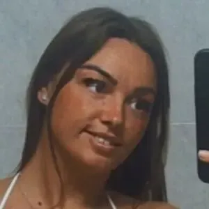 Paigeblamires / paige_blamires nude photo #0004