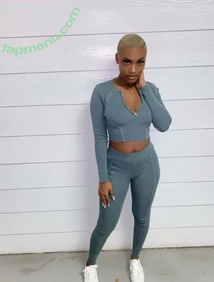  nude photo #0009