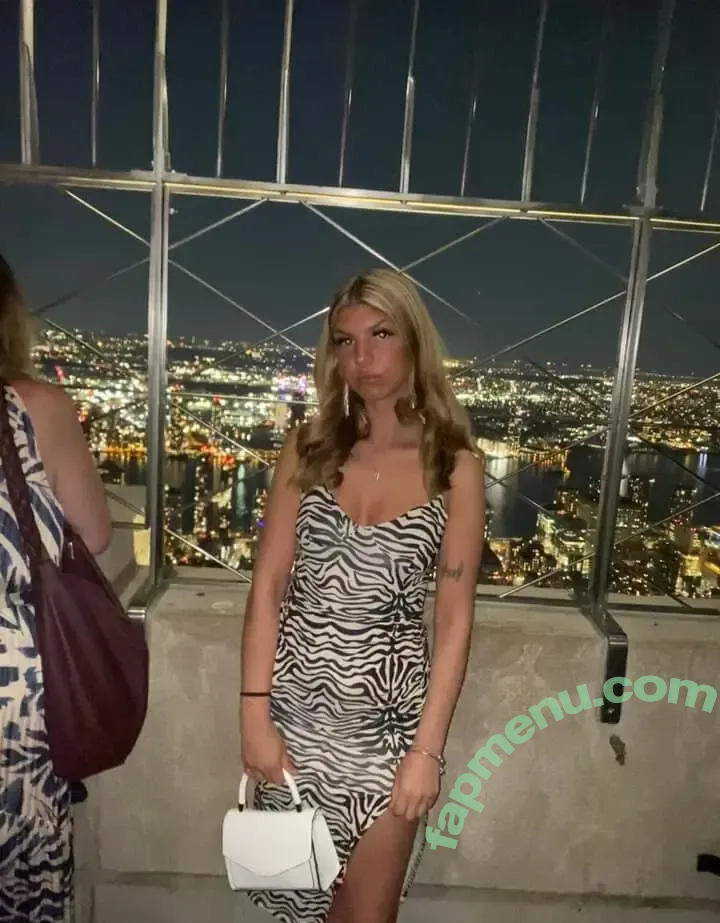 Paisley Duggan nude photo #0018 (paisleydugganxx / pocketpaisley)