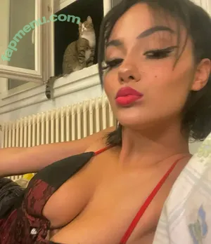  nude photo #0005