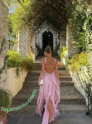  nude photo #0004