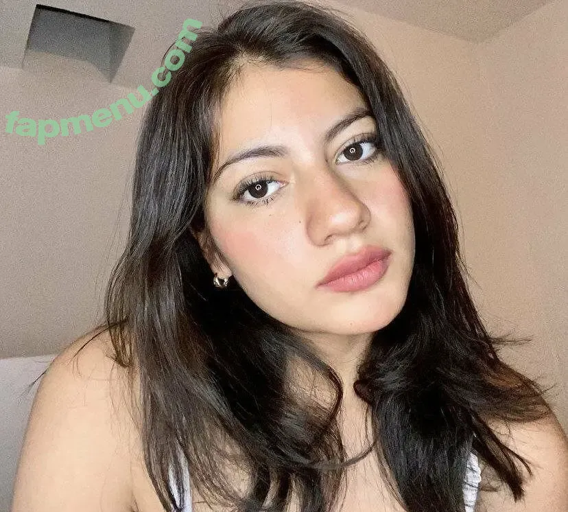 Paola Bustamante nude photo #0066 (bebaguzman06 / paobg01)