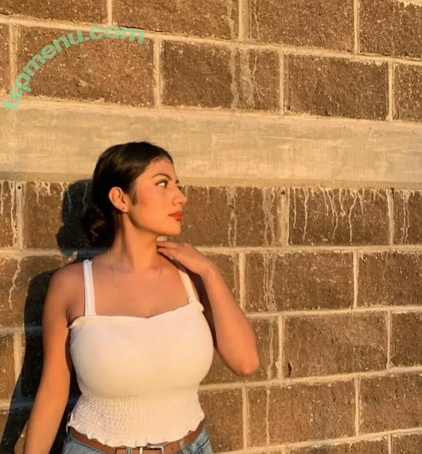 Paola Bustamante nude photo #0081 (bebaguzman06 / paobg01)