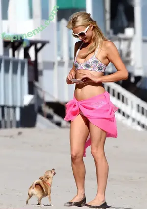 Paris Hilton / parishilton nude photo #2261