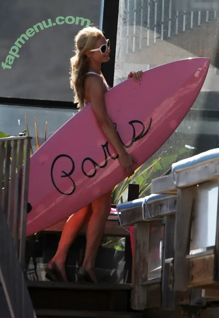 Paris Hilton nude photo #2270 (parishilton)