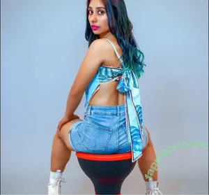 Parul_Cutearora nude photo #0018