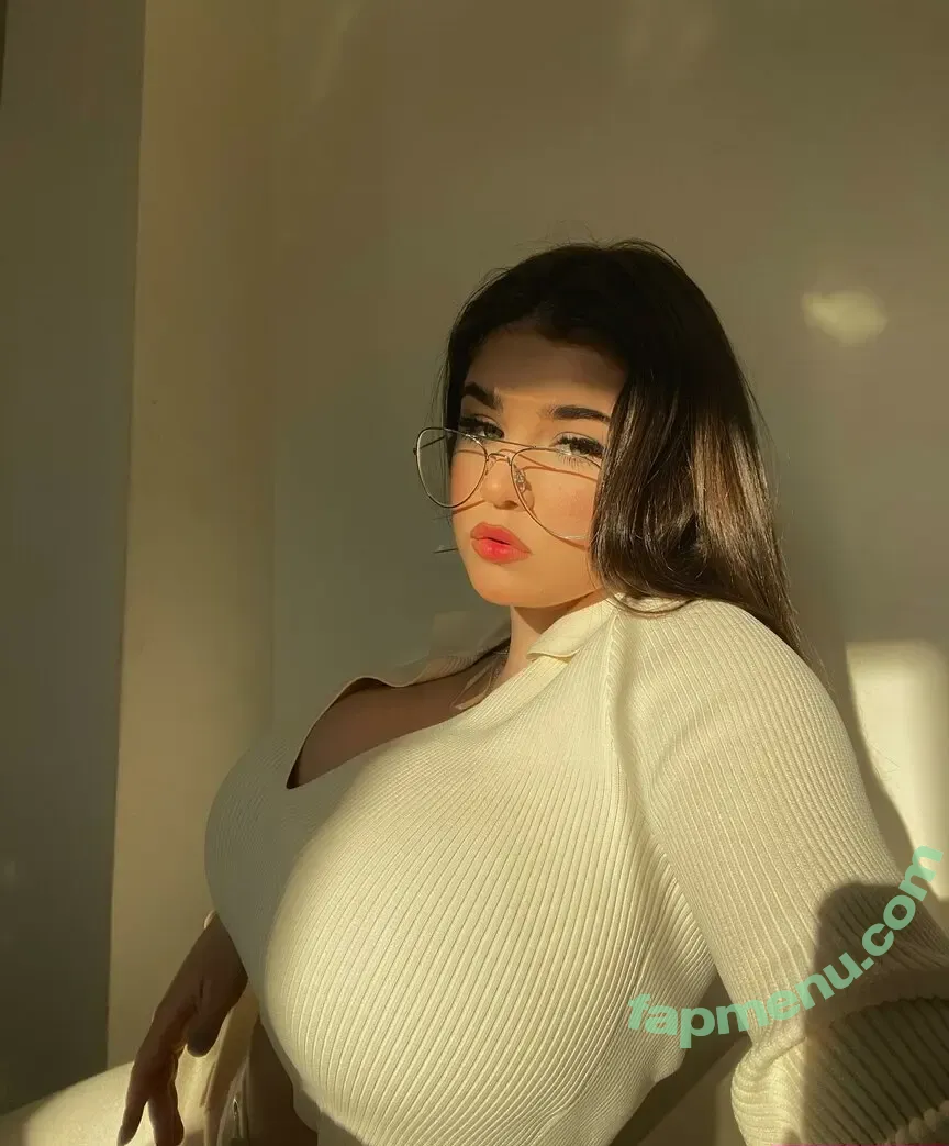 pasenciuc.karina nude photo #0006 (pasenciuc.karina)