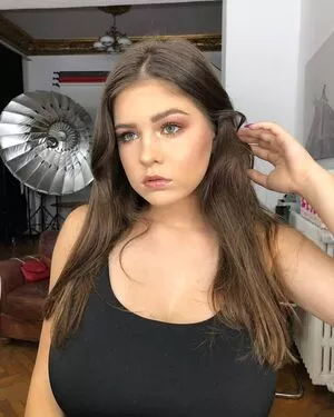  nude photo #0001
