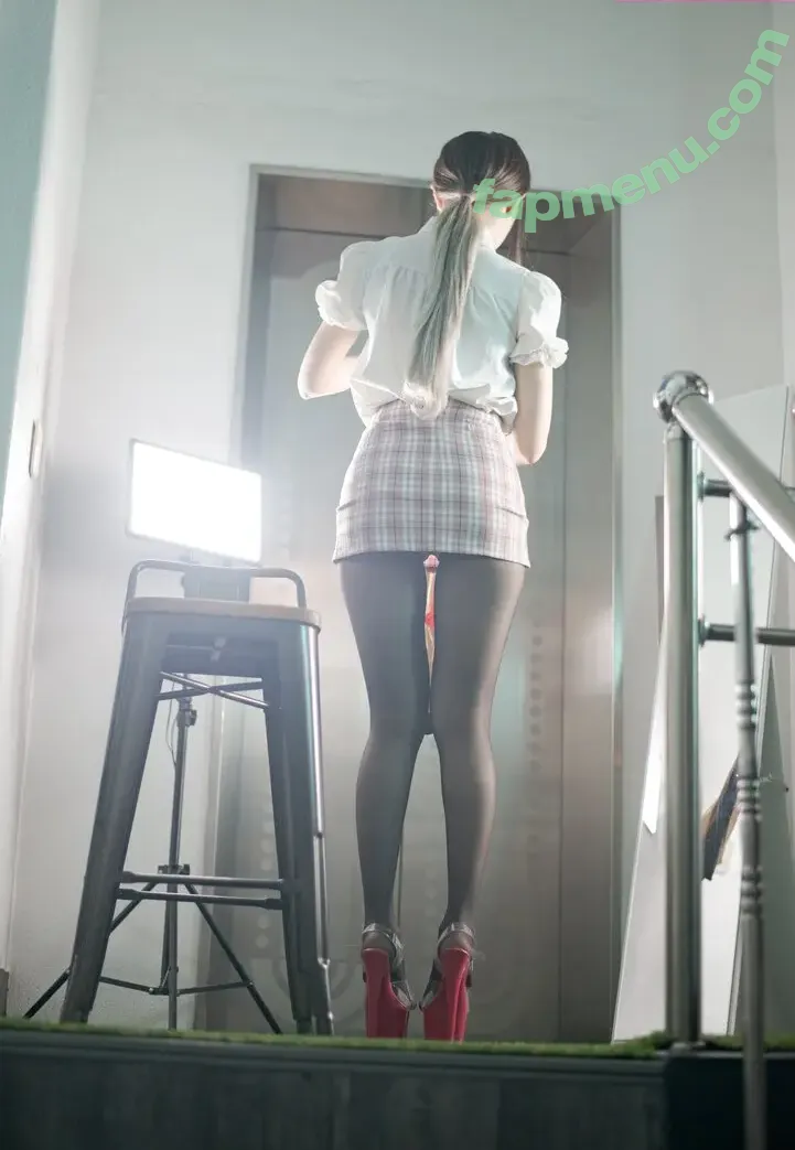 Paula Bulczynska nude photo #0331 (SPRING STUDIO 봄 / kpop.studio.bom / studiobom)
