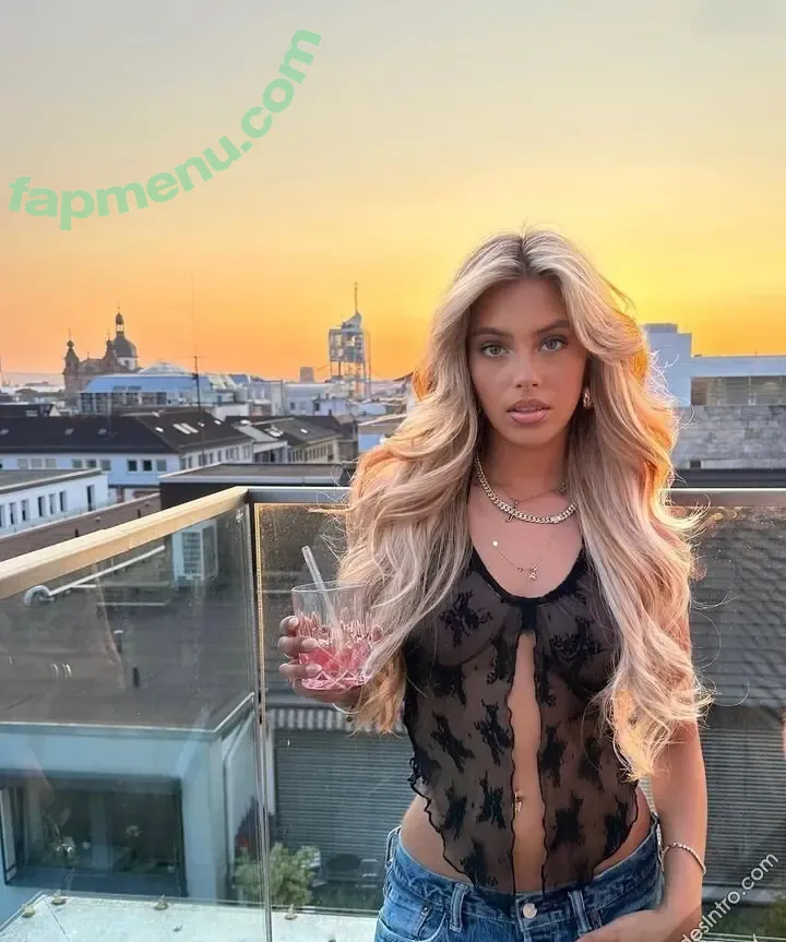 Paulina Erdmann nude photo #0001 (Paulina Erdmann)
