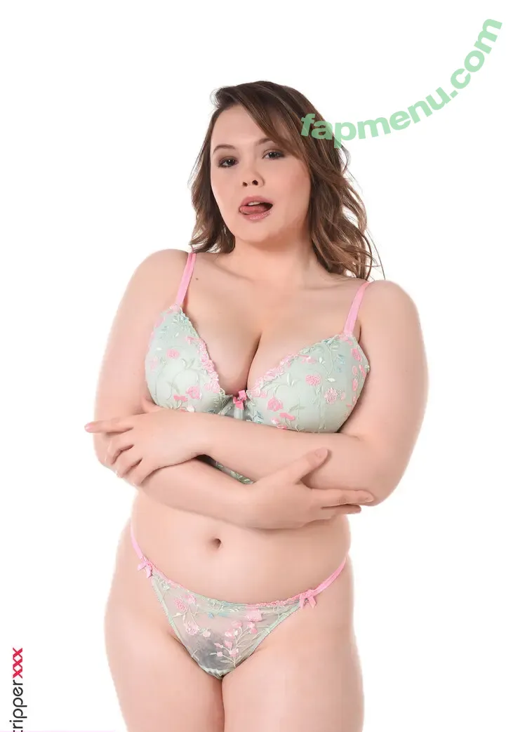 Peachy Alice nude photo #0114 (alicepeach7 / peachy.alice)