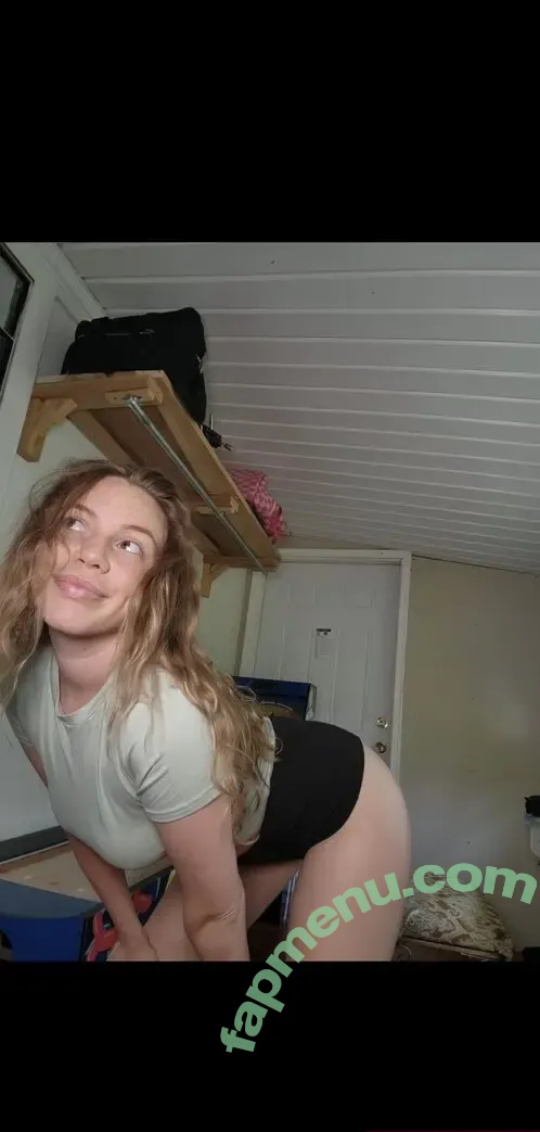 Peachyybri nude photo #0007 (Bri Next Door / Britt Brat / Brittney Alissah / bri_nextdoor / kittycakee / peachyy.bri)
