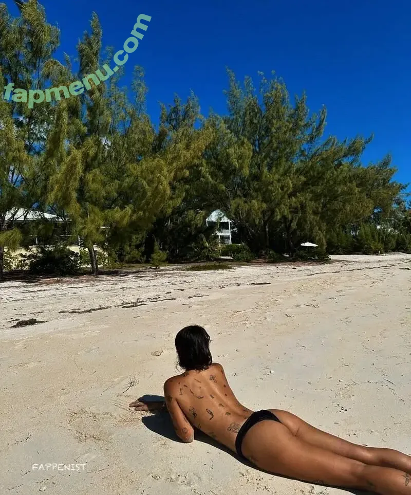 Peggy Gou nude photo #0095 (peggygou_)