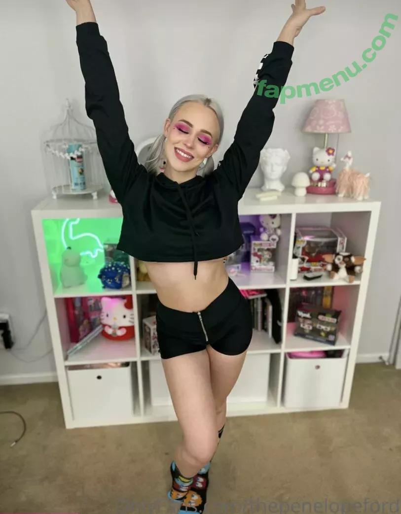 Penelope Ford nude photo #0059 (the_penelopeford)