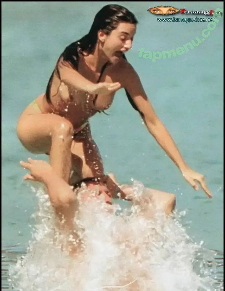 Penélope Cruz nude photo #0598 (PenelopeCruzOfi / penelopecruzoficial)