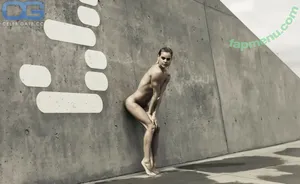  nude photo #0007