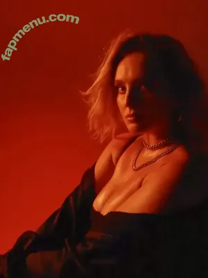 Perrie Edwards / perrieedwards nude photo #0444