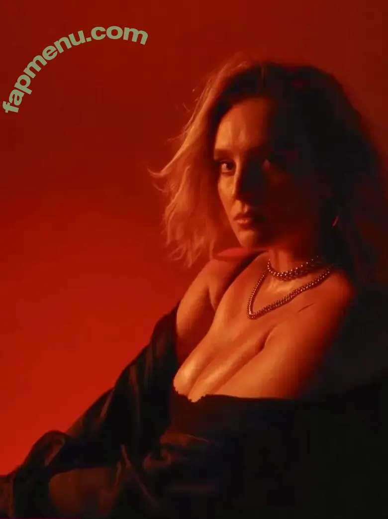 Perrie Edwards nude photo #0444 (perrieedwards)