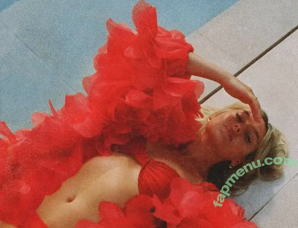 Perrie Edwards nude photo #0446 (perrieedwards)