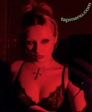 Persia Numan / persianuman nude photo #0001