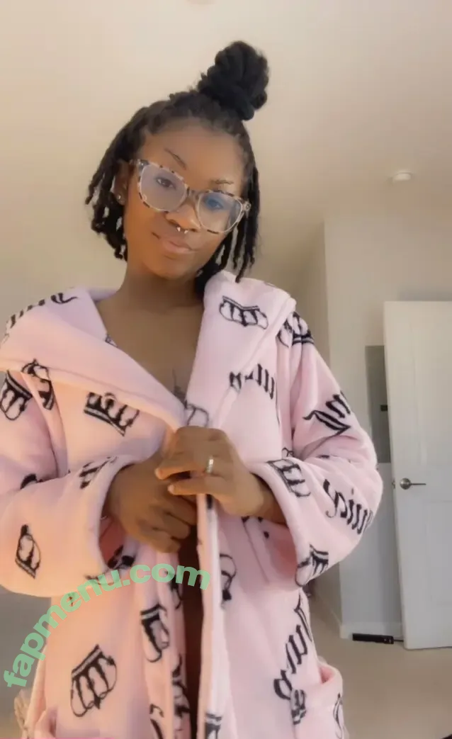 petitetinkk nude photo #0002 (petitetinkk)