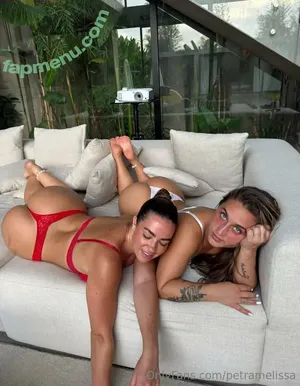 petramelissa / umapetra nude photo #0016