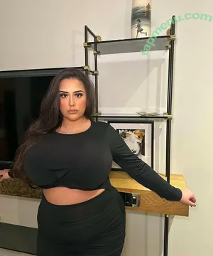 Pettiana | Cypriotmami / Busty Turkish / cypriotmami nude photo #0195