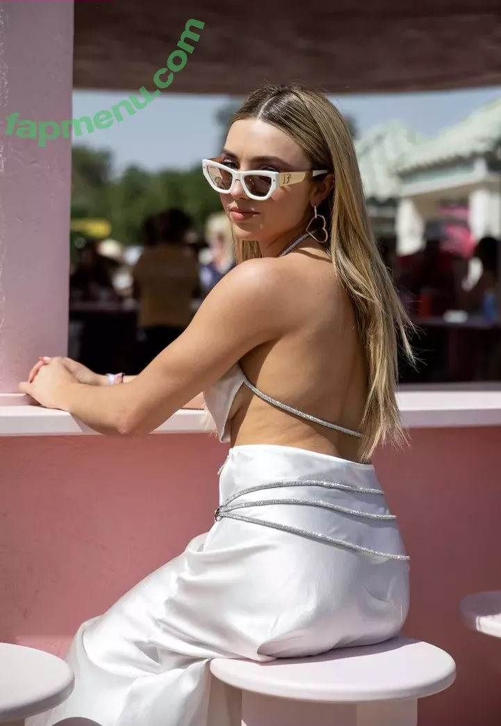 Peyton List nude photo #0209 (PeytonList / dammitpayton)