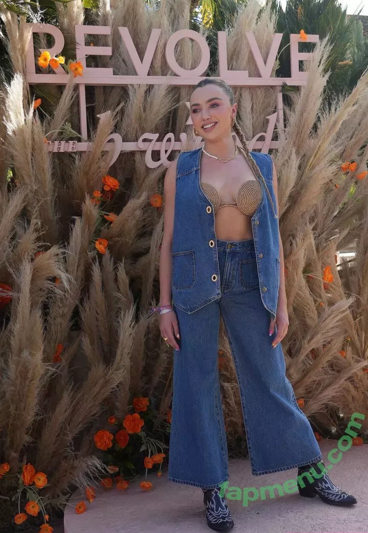 Peyton List nude photo #0222 (PeytonList / dammitpayton)