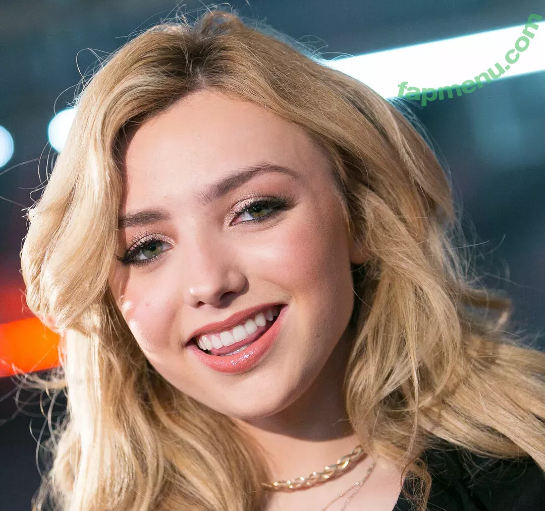 Peyton List nude photo #0337 (PeytonList / dammitpayton)