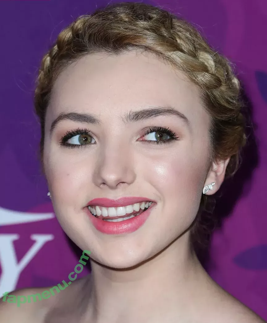 Peyton List nude photo #0370 (PeytonList / dammitpayton)