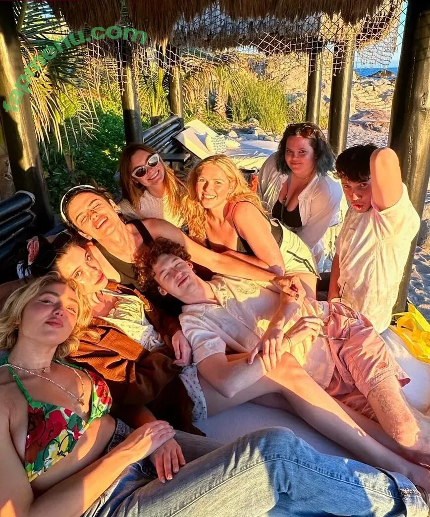 Peyton List nude photo #0445 (PeytonList / dammitpayton)