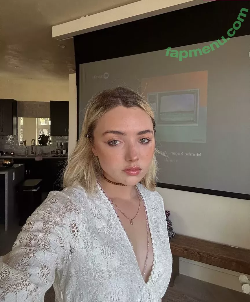 Peyton List nude photo #0543 (PeytonList / dammitpayton)