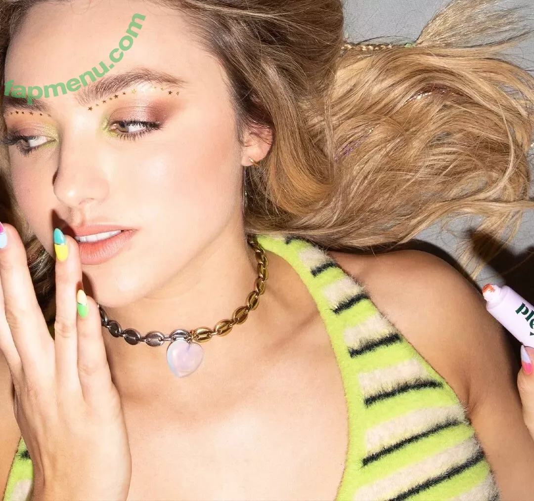 Peyton List nude photo #0601 (PeytonList / dammitpayton)