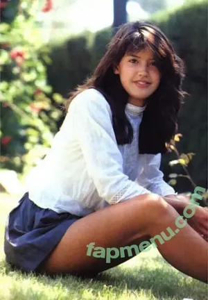 Phoebe Cates / PhoebeBCates / phoebecateskline nude photo #0115