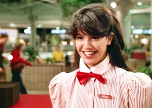 Phoebe Cates / PhoebeBCates / phoebecateskline nude photo #0119