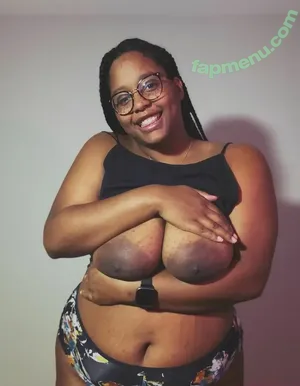 Phoebefarms925 / phoebefarms nude photo #0008