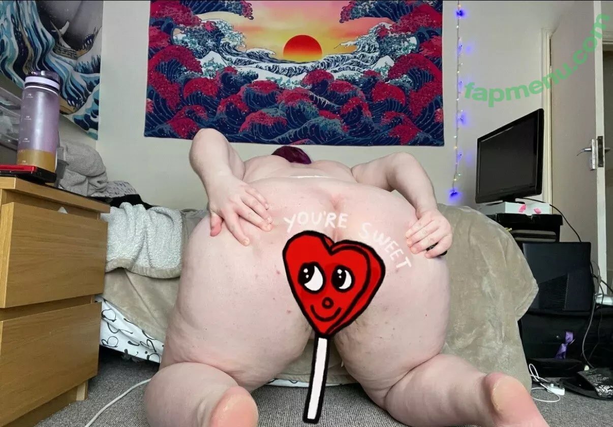 phoebetheunistudent nude photo #0032 (unironicfeminism)