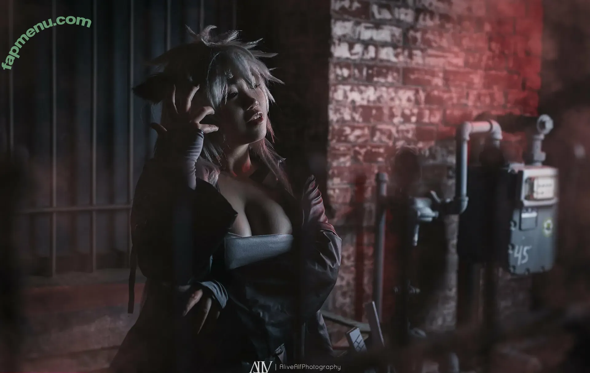 phoenix.soaringg nude photo #0033 (phoenix_cosplaying)
