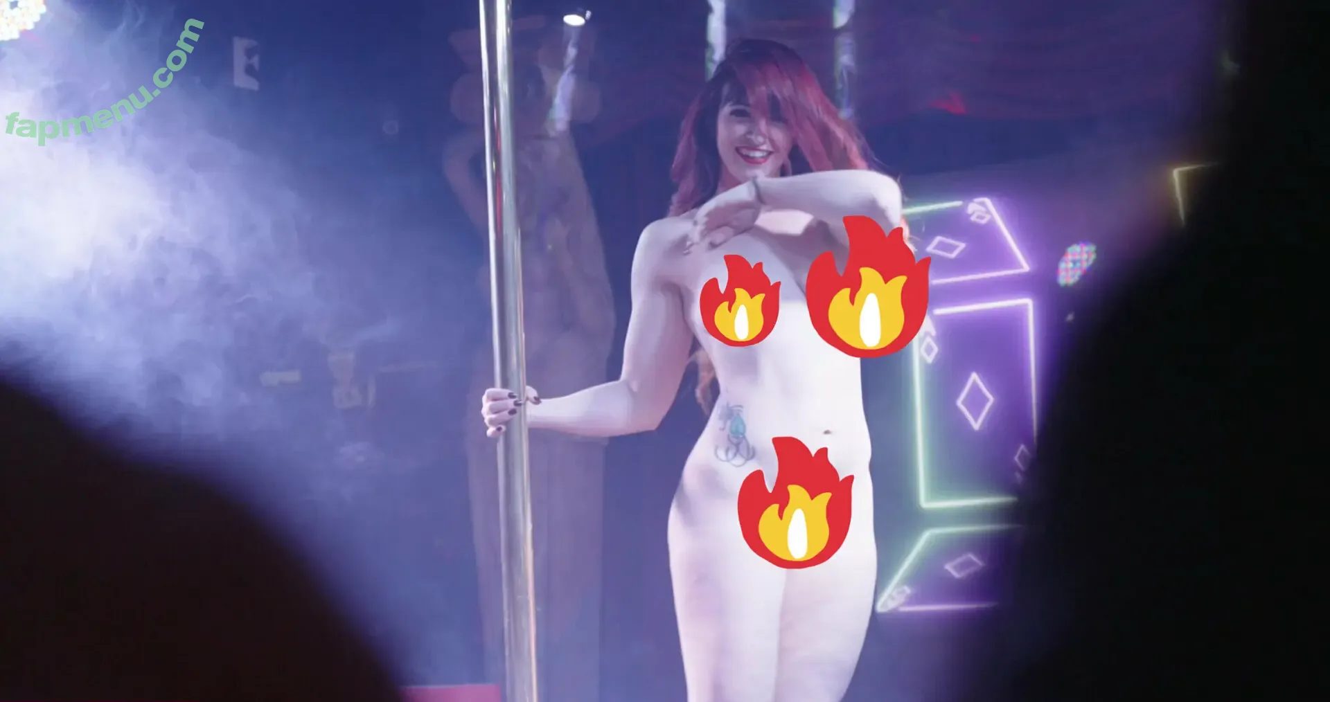 phoenixphires nude photo #0003 (phoenixphires)