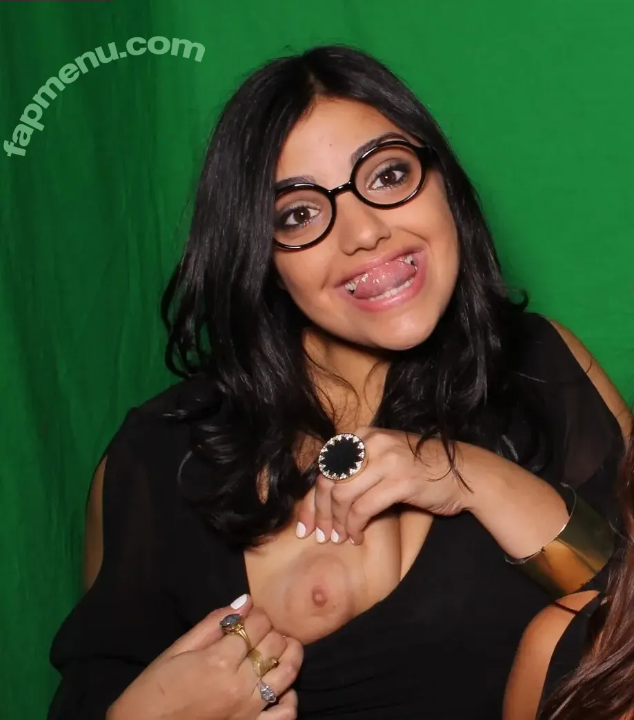 Photobox Flashes nude photo #0122 (Photobox Flashes)