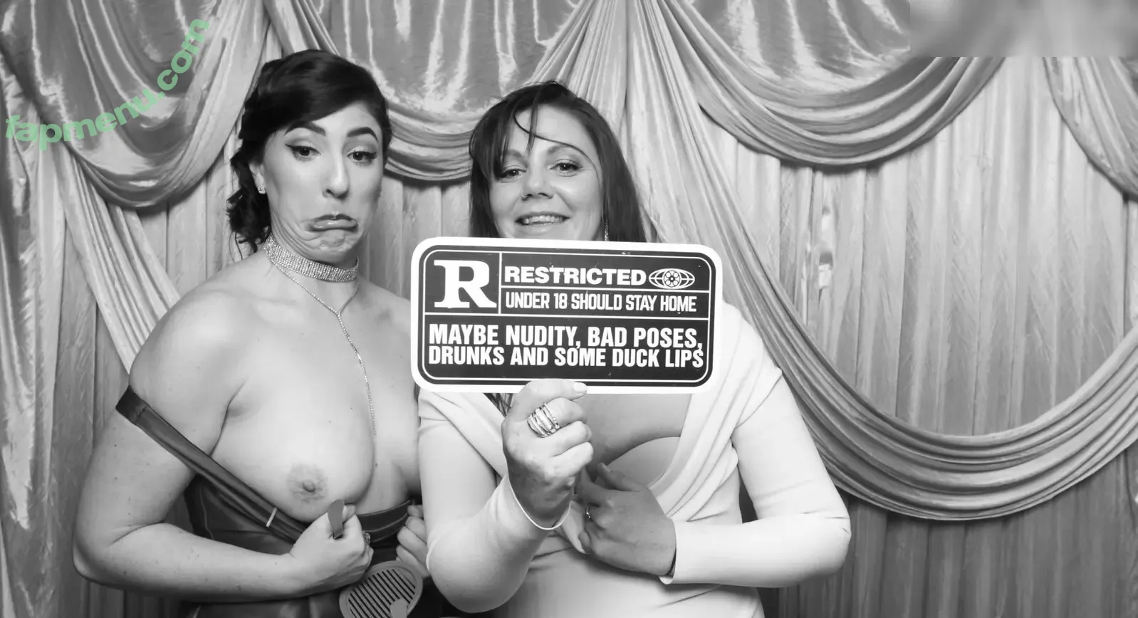 Photobox Flashes nude photo #0155 (Photobox Flashes)