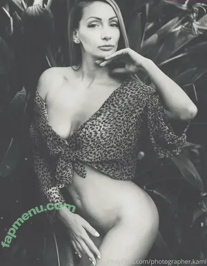  nude photo #0004
