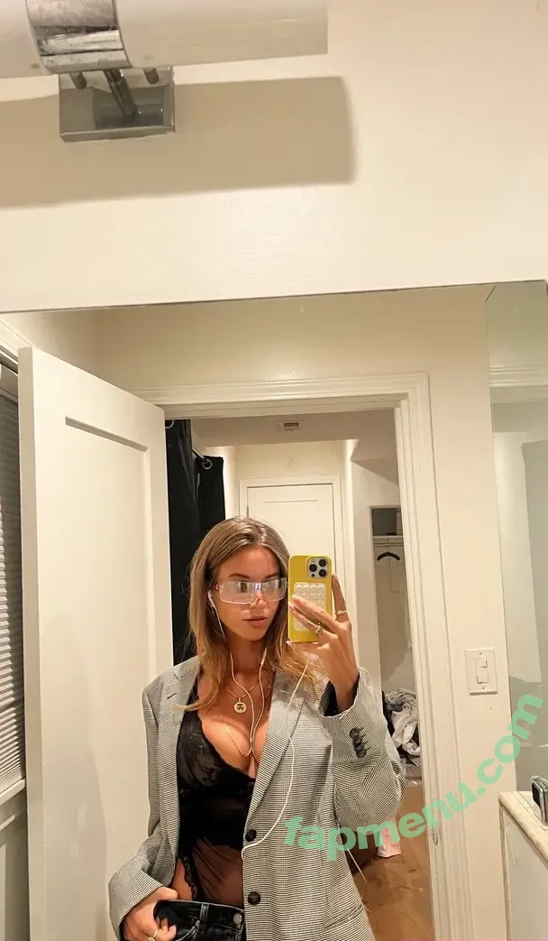 Pia Volckmann nude photo #0088 (Pia__kim)