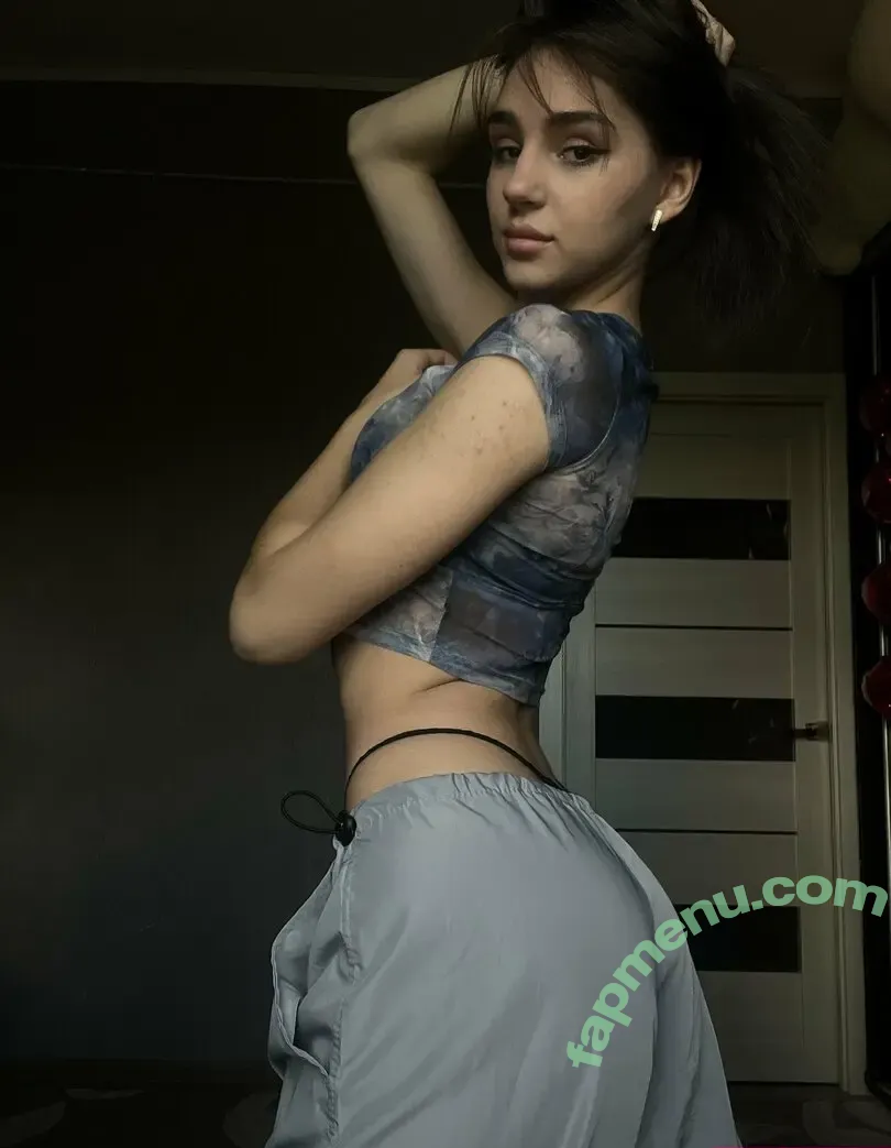 pickmegirl1 nude photo #0030 (reel)