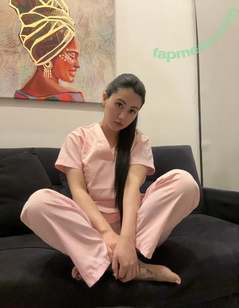 pilar.nurse nude photo #0340 (nurse.pilar)