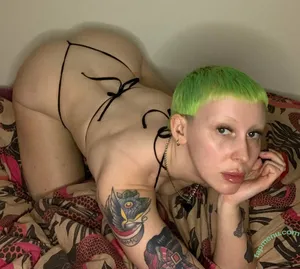  nude photo #0005