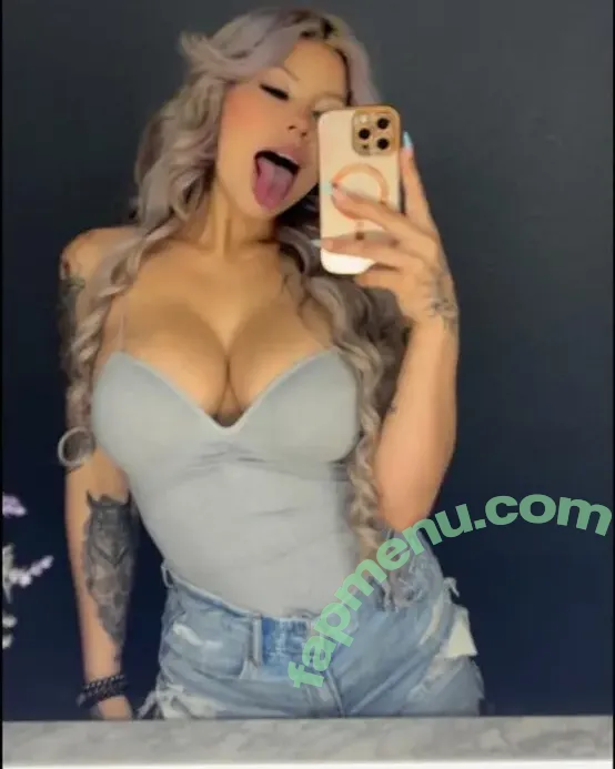 Pinkoneverything nude photo #0002 (Lily Arroyo)
