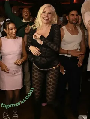 Pixie Lott / pixielott nude photo #0122